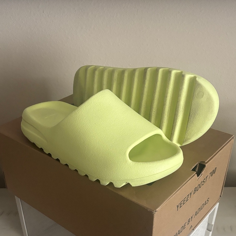 Yeezy slides Chunky Lime Slide Sandals - Neon Yellow-Green
